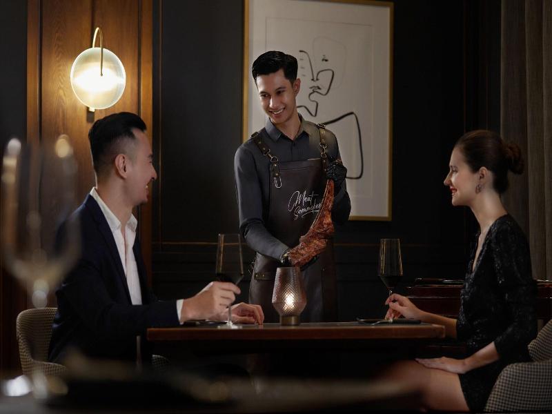 JW Marriott Hotel Surabaya image
