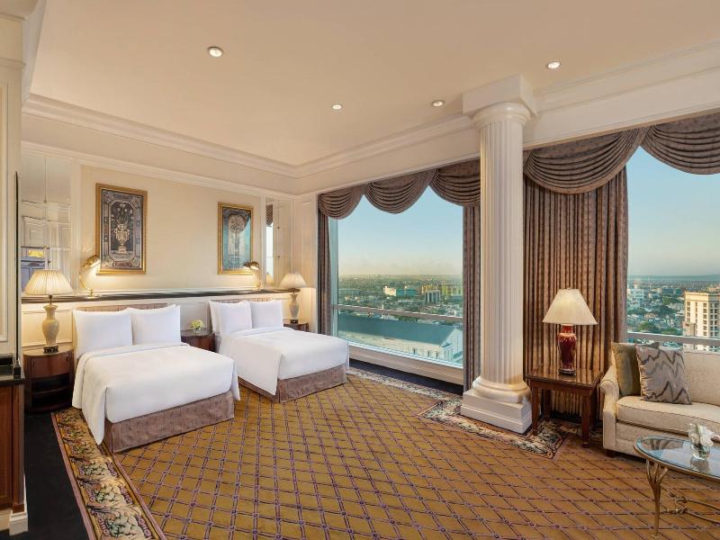 JW Marriott Hotel Surabaya image