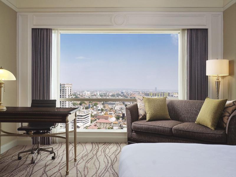 JW Marriott Hotel Surabaya image