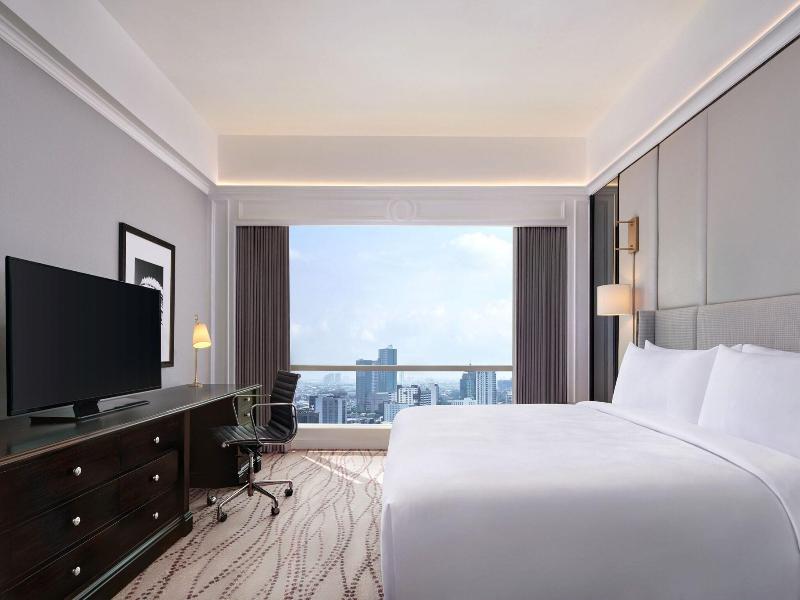 JW Marriott Hotel Surabaya image