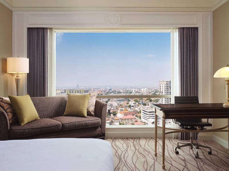 JW Marriott Hotel Surabaya image