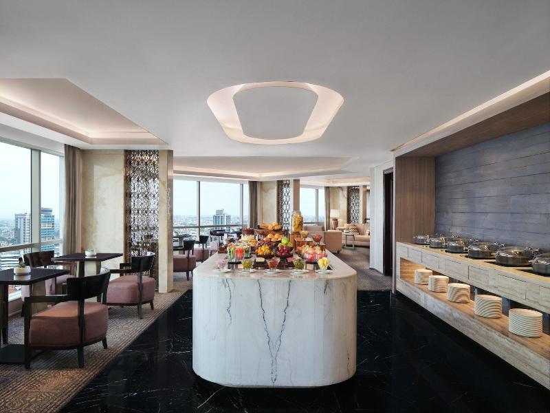 JW Marriott Hotel Surabaya image