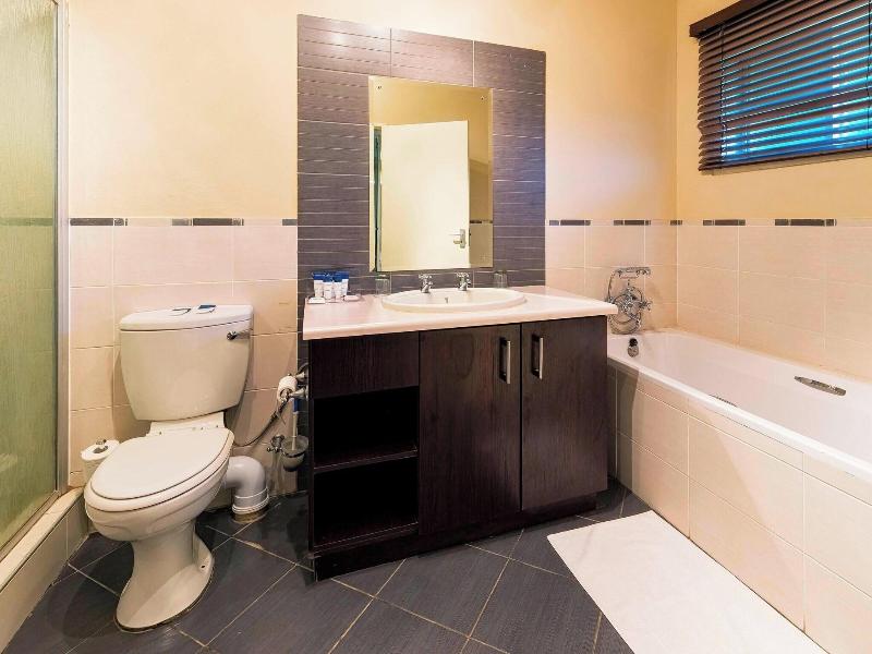 Protea Hotel Zambezi River Lodge image
