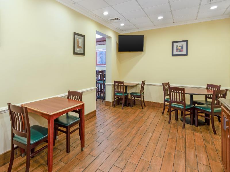 Best Western Plus Inn At Valley View image