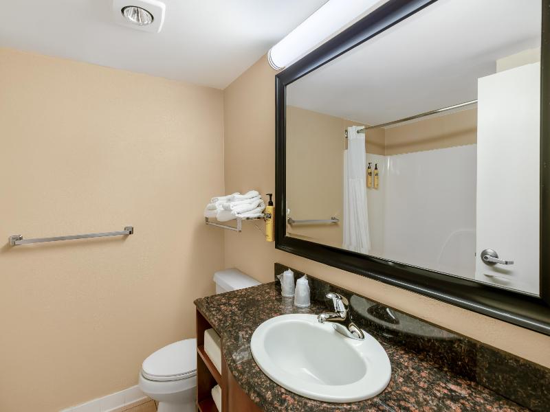 Best Western Plus Inn At Valley View image