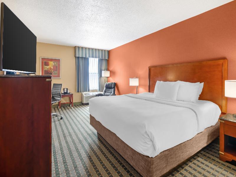 Best Western Plus Inn At Valley View image