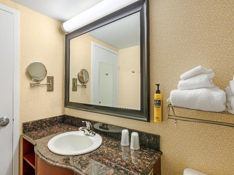 Best Western Plus Inn At Valley View image