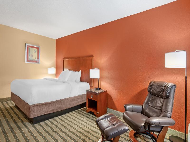 Best Western Plus Inn At Valley View image
