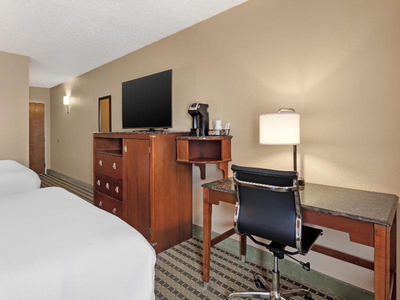 Best Western Plus Inn At Valley View image