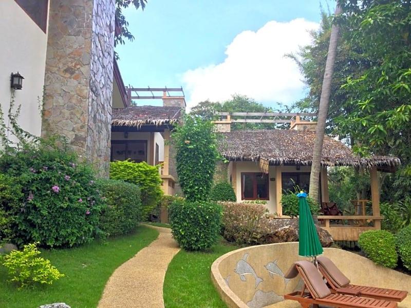 Khanom Hill Resort