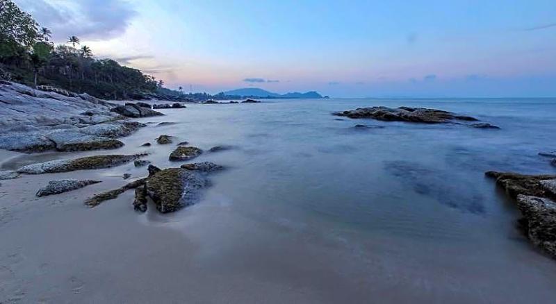 Khanom Hill Resort