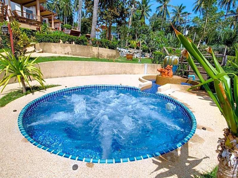 Khanom Hill Resort