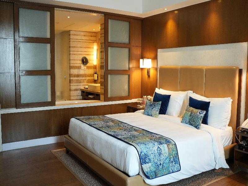 Crowne Plaza Okhla New Delhi image