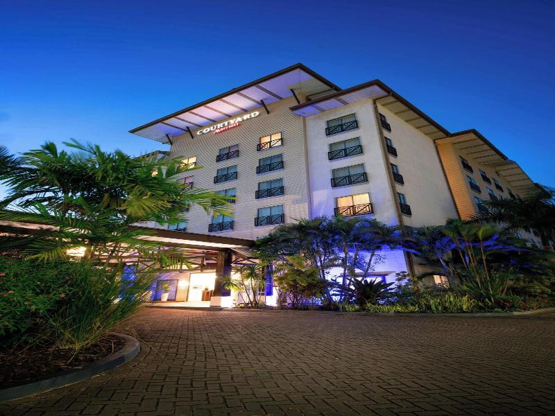 Courtyard Paramaribo image