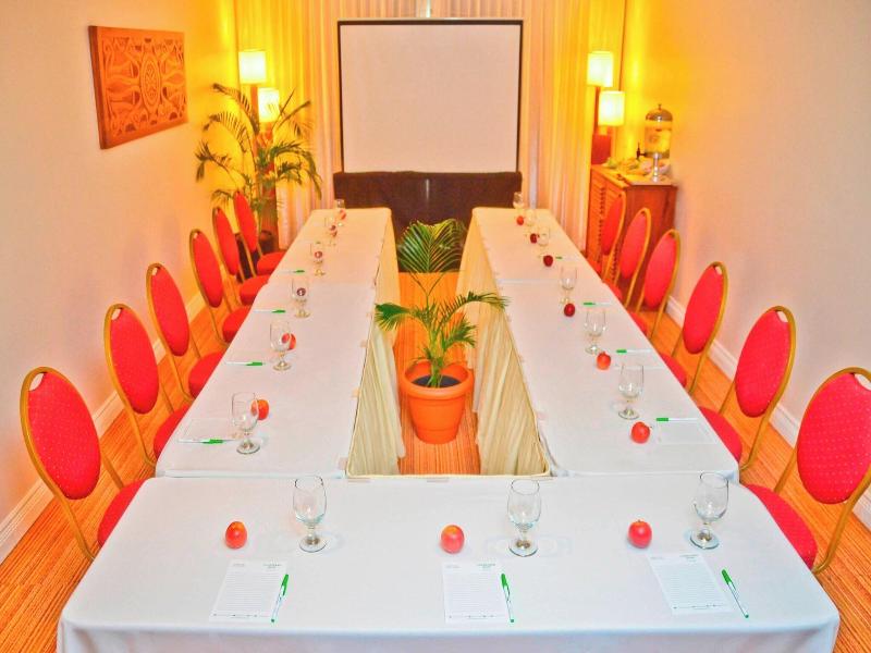 Courtyard Paramaribo image