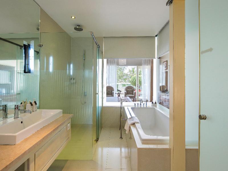 Sea Links Beach Hotel image