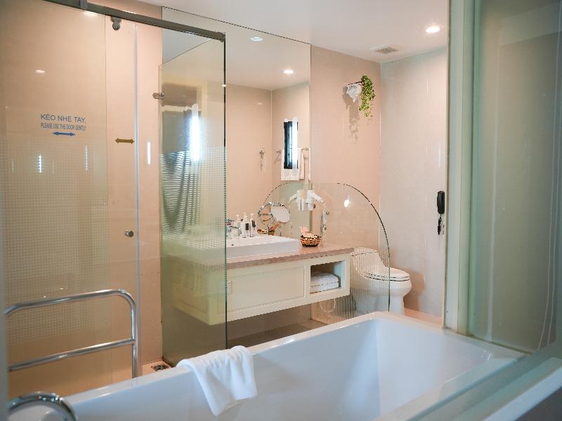 Sea Links Beach Hotel image