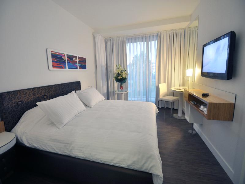 No. 19 Boutique Hotel image