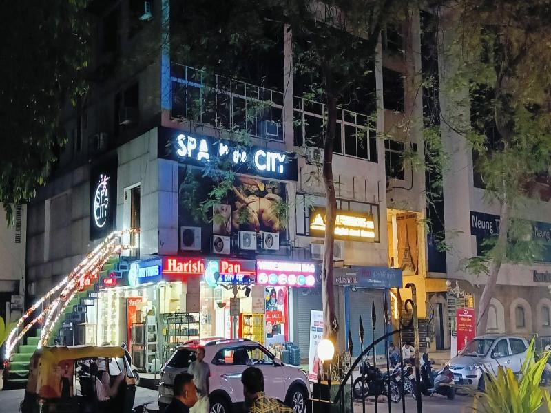 Crown Hotel image