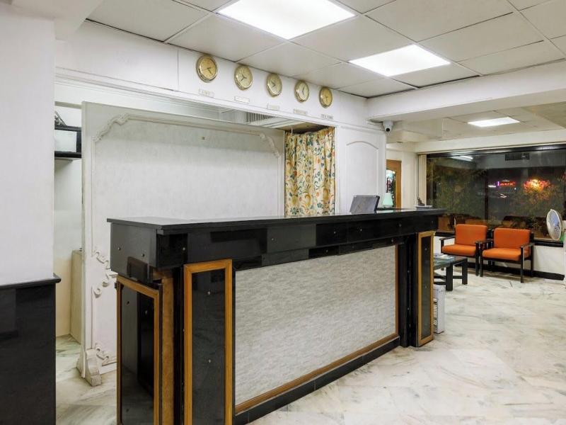 Crown Hotel image