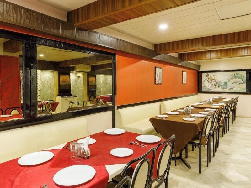 Crown Hotel image