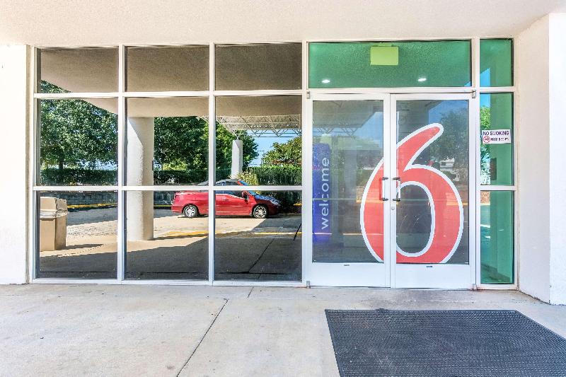 Motel 6 Fort Mill, Sc - Charlotte image