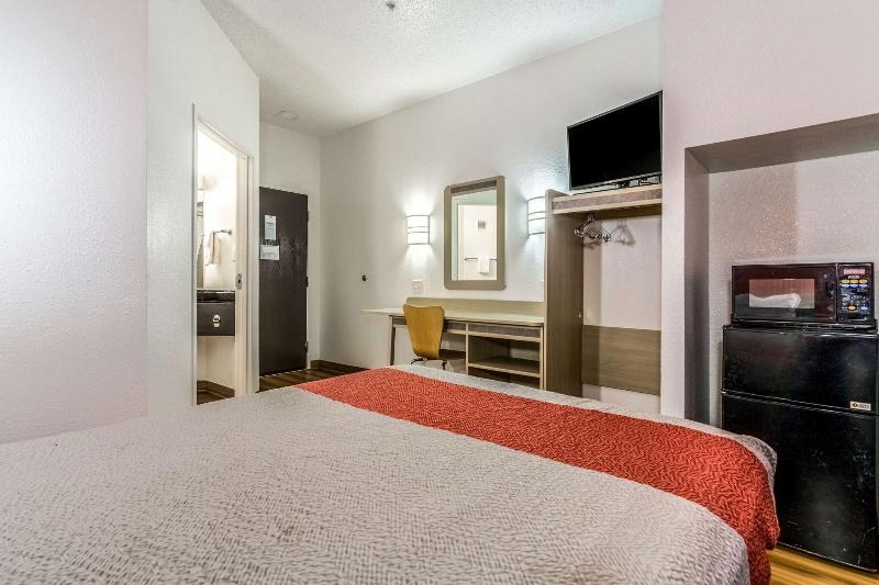Motel 6 Fort Mill, Sc - Charlotte image