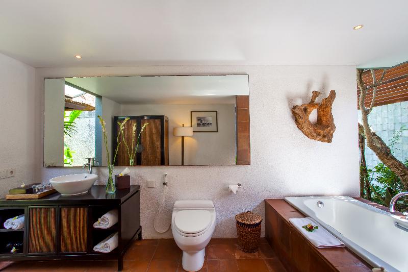 Mayaloka Villas Seminyak image