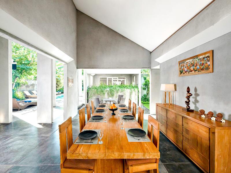 Mayaloka Villas Seminyak image
