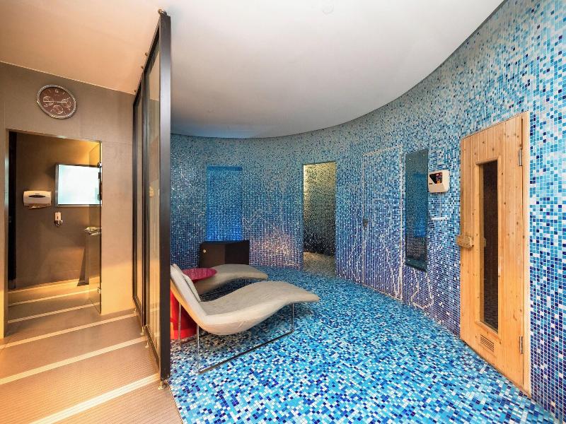 Four Points by Sheraton Bangkok Ploenchit image