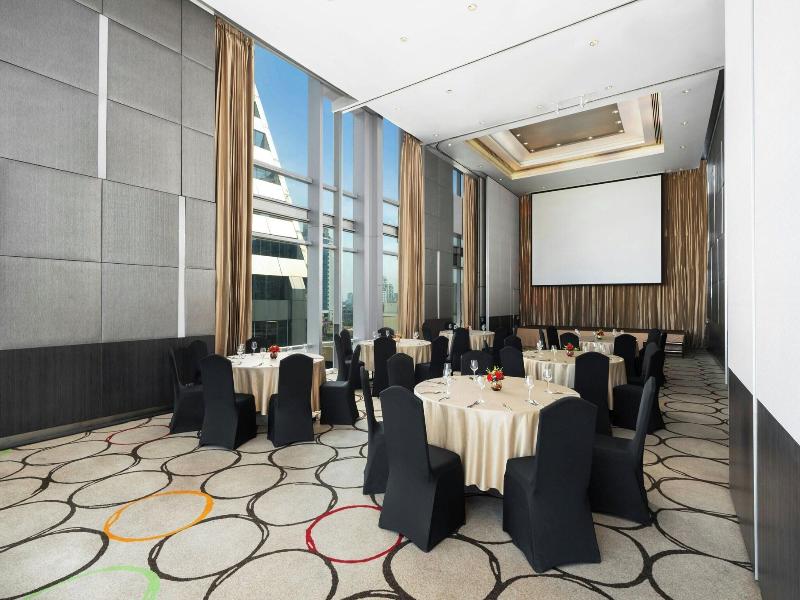 Four Points by Sheraton Bangkok Ploenchit image