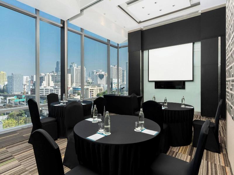 Four Points by Sheraton Bangkok Ploenchit image