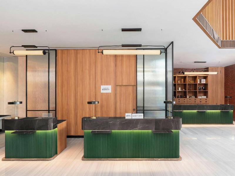 Four Points by Sheraton Bangkok Ploenchit image