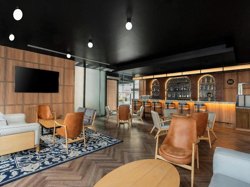 Four Points by Sheraton Bangkok Ploenchit image