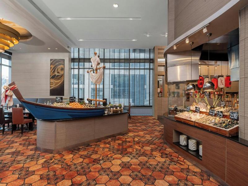 Four Points by Sheraton Bangkok Ploenchit image