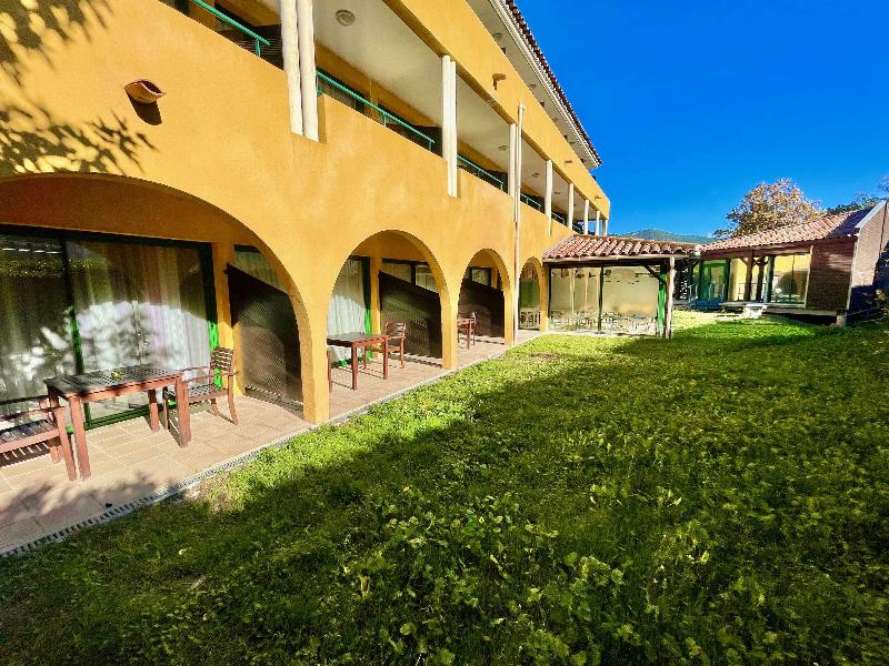 Sure Hotel by Best Western Gemenos en Provence image