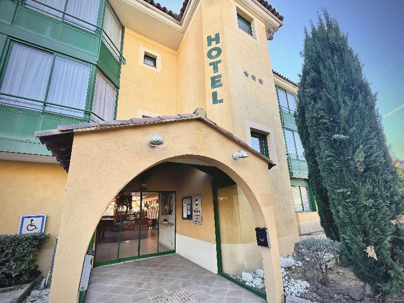 Sure Hotel by Best Western Gemenos en Provence image