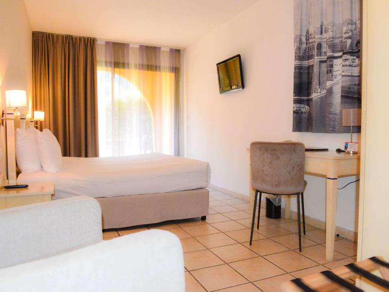 Sure Hotel by Best Western Gemenos en Provence image