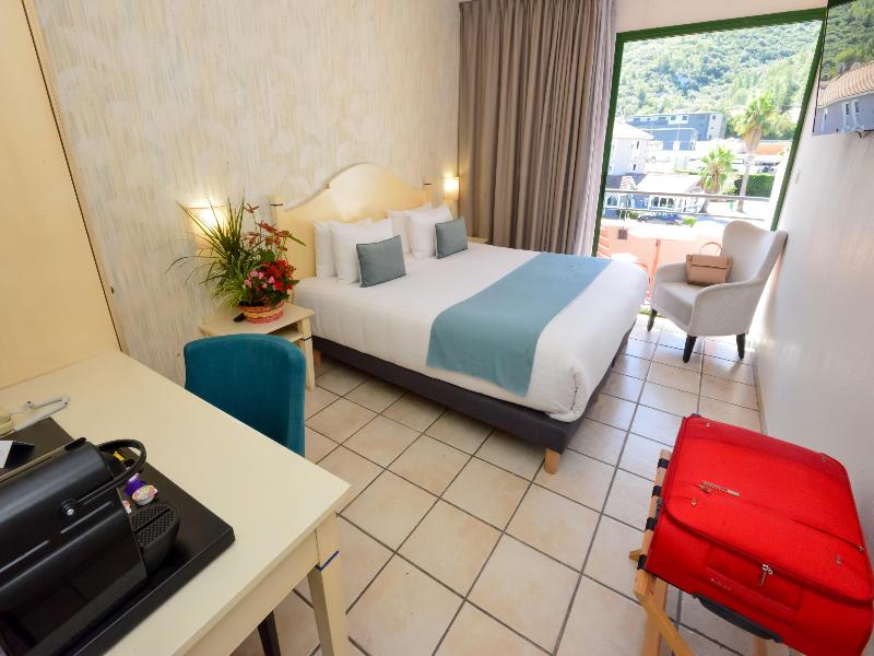 Sure Hotel by Best Western Gemenos en Provence image