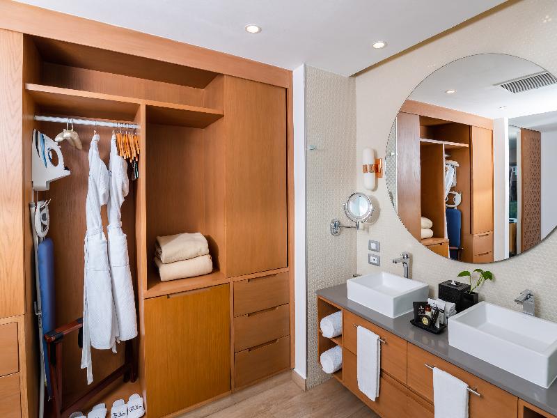 The Fives Beach Hotel & Residences image