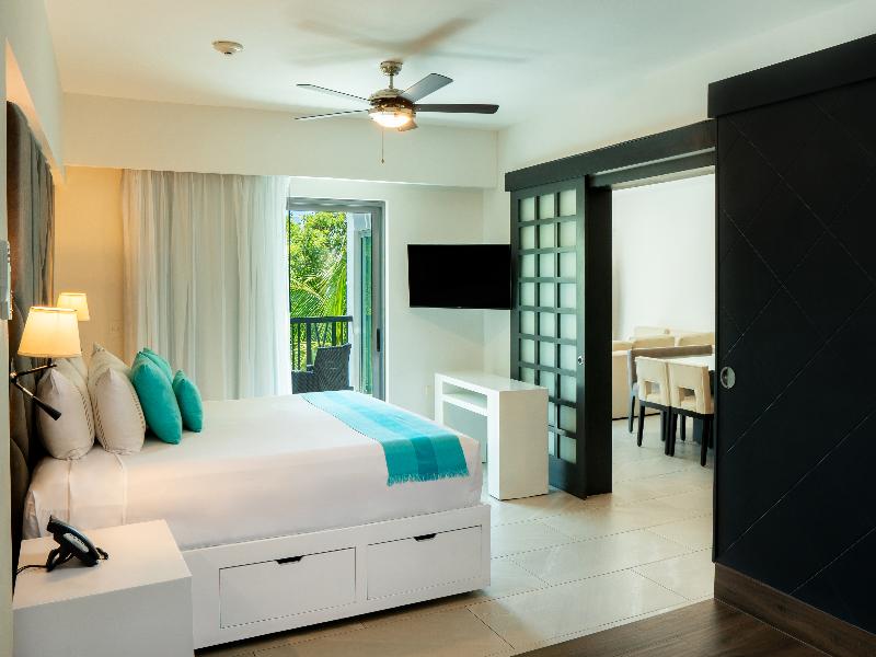 The Fives Beach Hotel & Residences image