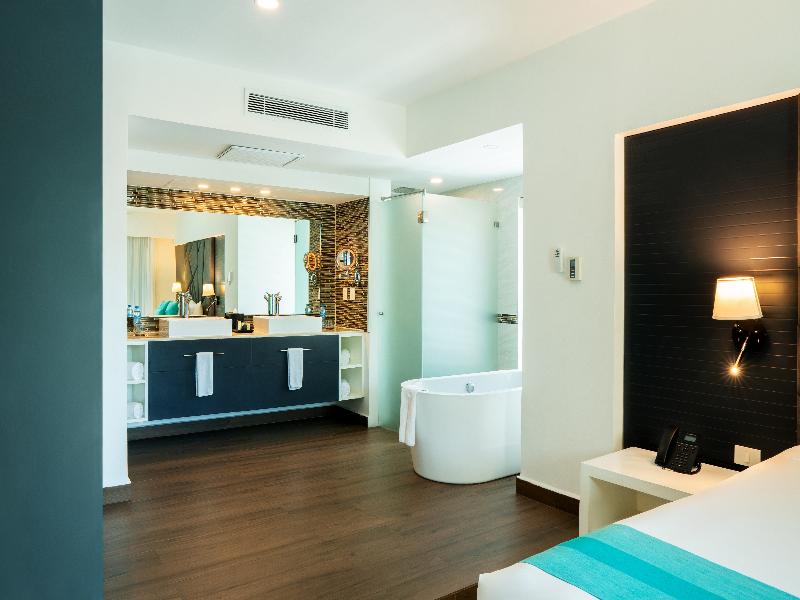 The Fives Beach Hotel & Residences image