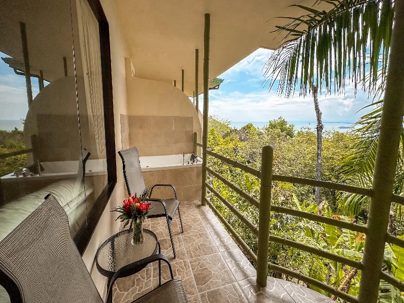 Issimo Suites Boutique Hotel and Spa image