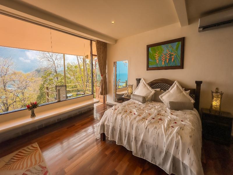 Issimo Suites Boutique Hotel and Spa image
