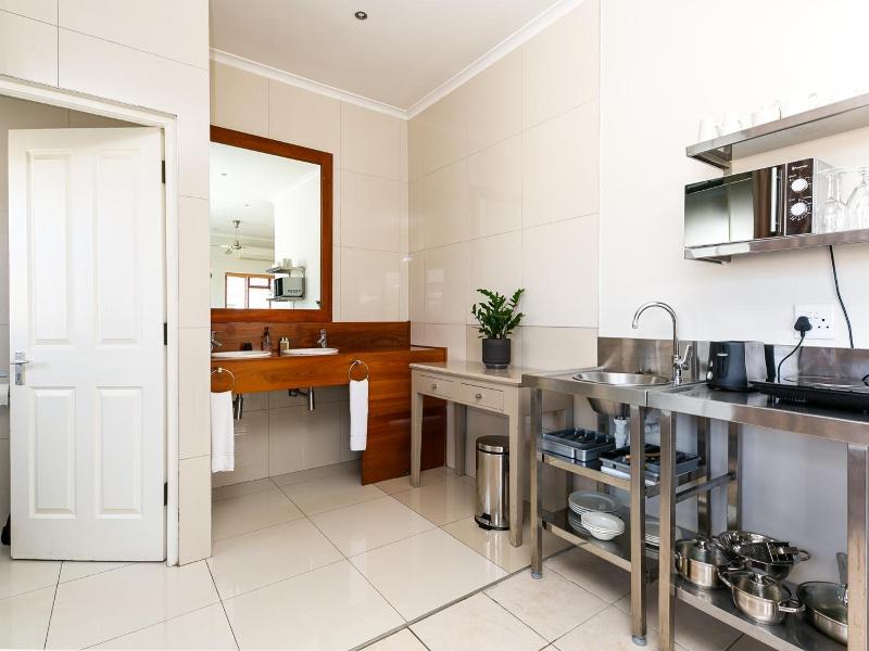 Camps Bay Village Apartments image