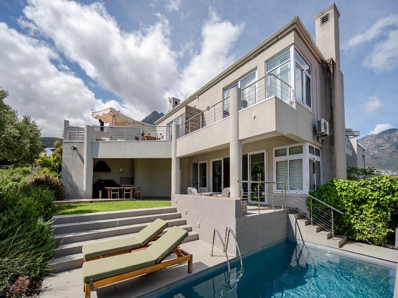 Camps Bay Retreat image