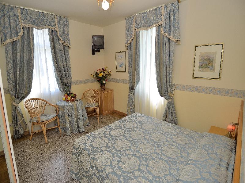 Villa Angelica image