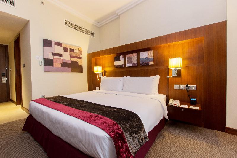 Holiday Inn Abu Dhabi