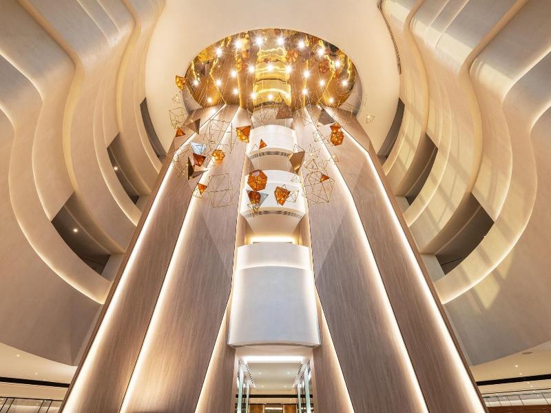 Sheraton Dubai Mall of the Emirates Hotel image