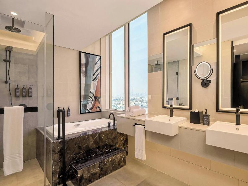 Sheraton Dubai Mall of the Emirates Hotel image